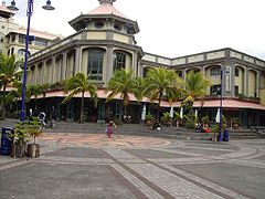 El centro comercial Caudan.