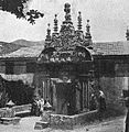 Porta da reitoral de Barcia de Mera, fotografía de Vida Gallega, 1921.