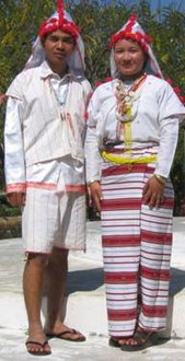 A Kayăn Lahta couple in traditional dress