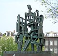 Sculptuur "La demeure humaine" aan het Westeinde van Zadkine (1968)