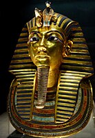 Máscara de Tutankamón, de finales de la Dinastía XVIII.