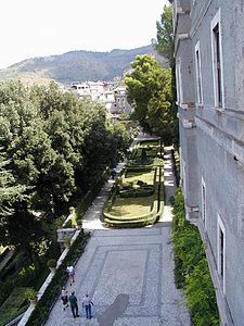 Vialone ali terase na vrhu vrta
