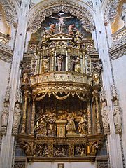 Retablo mayor de la capilla del Condestable, de Felipe Bigarny y Diego de Siloé (desde 1522). En la misma capilla hay dos retablos laterales, el de San Pedro (de Gil y Diego de Siloé) y el de Santa Ana (de Bigarny y Diego de Siloé).