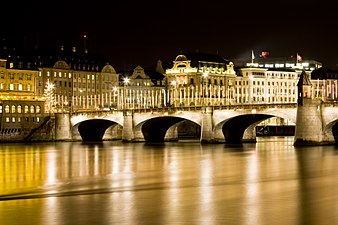 De Mittlere Rheinbrücke