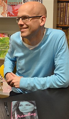 Andreas Ekström år 2012 på Akademibokhandeln i Stockholm.