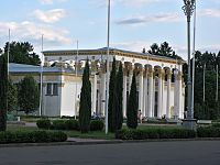 Національний експоцентр України. 4 павільйон-палац побудований у давньогрецькому стилі
