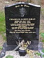 Չարլզ Քրեյի գերեզմանաքարը
