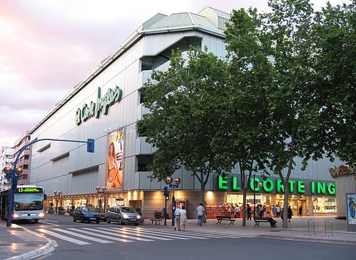 El Corte Inglés di Vitoria.