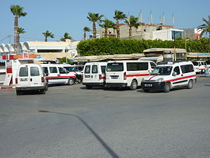 Louages (streektaxis) in Monastir, Tunesië