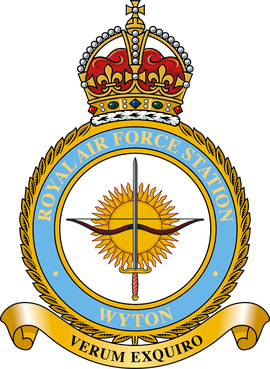 File:RAF Wyton badge.png