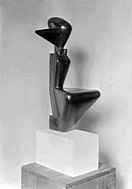 Joseph Csaky, 1922, Femme accroupie, bronze, 50 cm, stone base, Kröller-Müller Museum