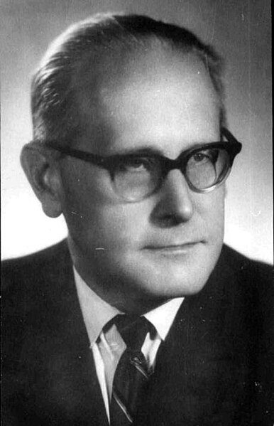 File:Tadeusz Baranowski, chemist.jpg