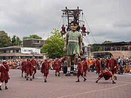 It Famke op it Aldehouster Tsjerkhôf.