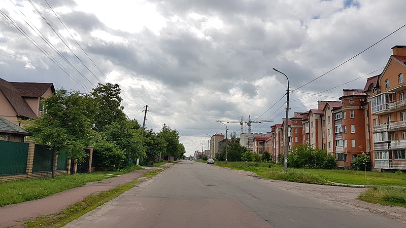 начало улицы — до примыкания улицы Глебова, справа №№ 21-25