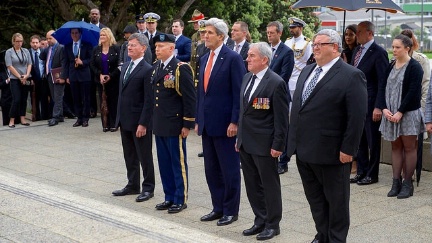 Secretary Kerry, joined by New Zealand Attorney-General Christopher Finlayson, a U.S. Army Colonel, Memorial Advisory Council Chair David Ledson, and Defense Minister Gerry Brownlee, pauses on November 13, 2016, before laying a wreath at the Tomb of the Unknown Warrior at Pukeahu National War Memorial Park at Anzac Square in Wellington, New Zealand. 