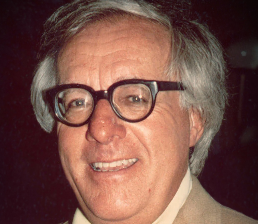 Ray_Bradbury_(1975)_-cropped-