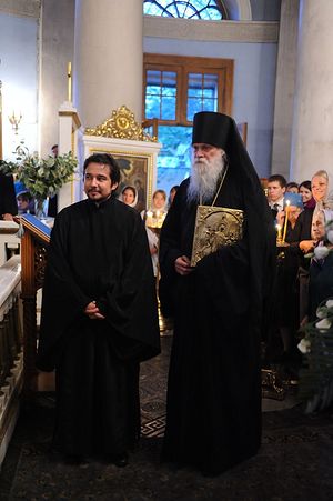 Иеромонах Габриэль в храме Всех скорбящих Радость в Москве