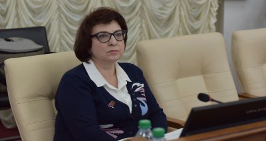 Депутат Госдумы попросит Минздрав РФ и Росздравнадзор вмешаться в оптимизацию отделений алтайского онкодиспансера