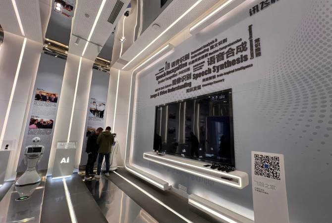 Китайская компания iFLYTEK видит будущее человечества в развитии технологий и 
искусственного интеллекта


