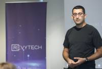 
Revytech s'efforcera de devenir une grande entreprise supranationale grâce à ses technologies 
révolutionnaires 

