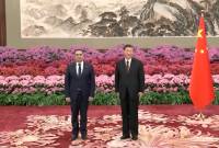 Le nouvel ambassadeur d'Arménie en Chine présente ses lettres de créance au président 
Xi Jinping