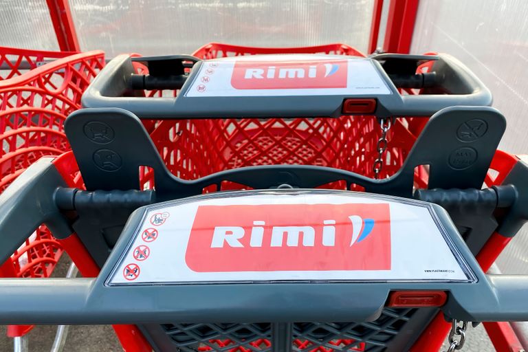 Корзины магазина Rimi. Фото иллюстративное.