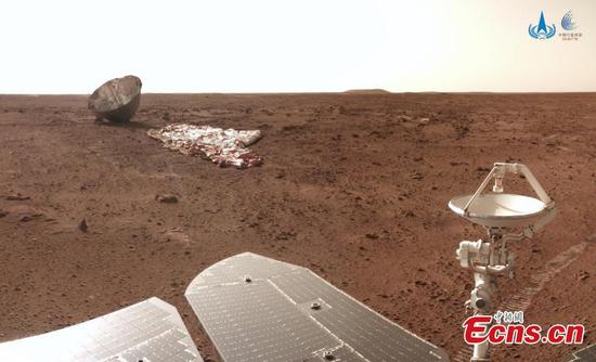 China's Mars probe Zhurong takes photos of parachute and back shell