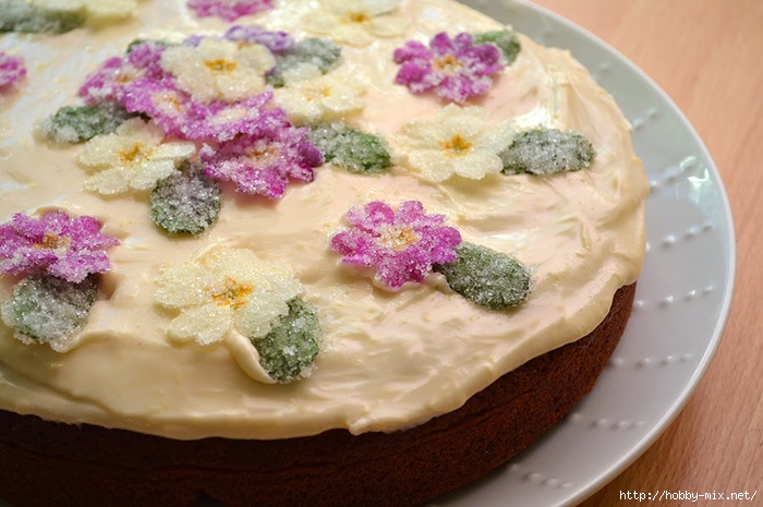 cake-with-flowers (700x465, 245Kb)