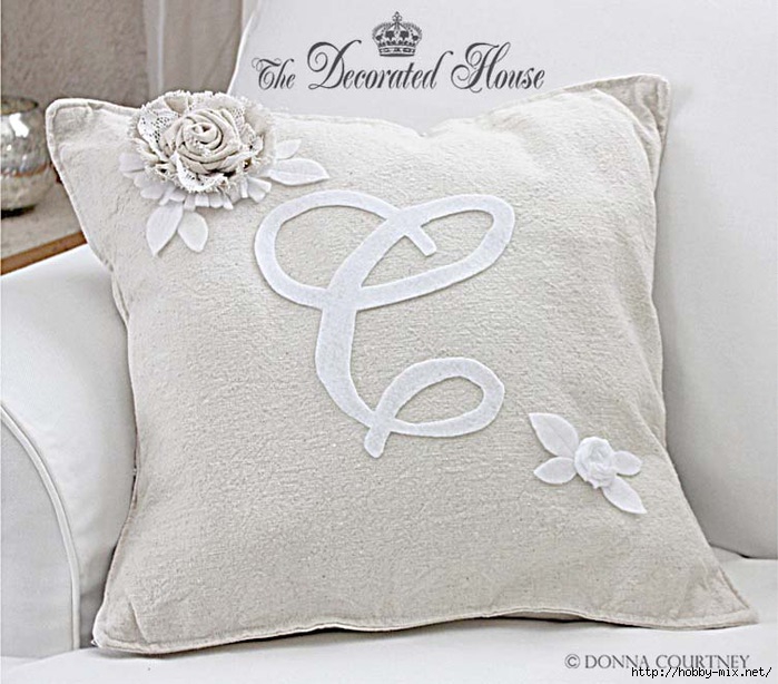 The Decorated House Pottery Barn Like Monogram Pillow (700x614, 223Kb)