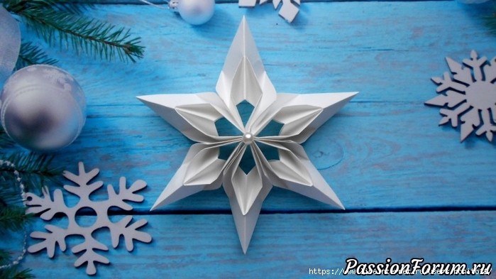 snezhinka-iz-bumagi-novogodnie-podelki-origami (700x393, 211Kb)