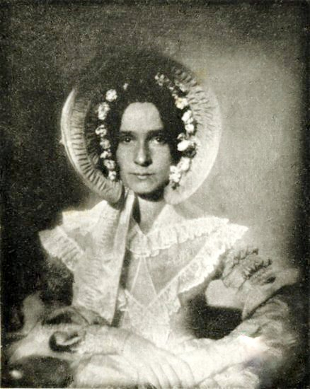 Ангия Дороти Кэтрин Дрейпер – одна из старейших фотографий в мире, 1839 (438x550, 137Kb)
