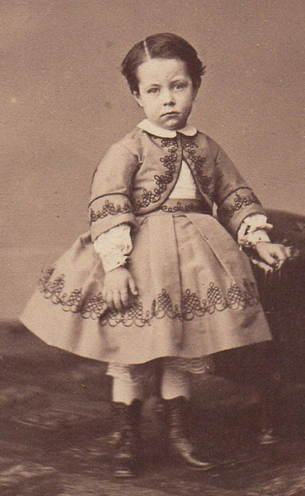Англия  Мальчик 1849 года (430x700, 279Kb)