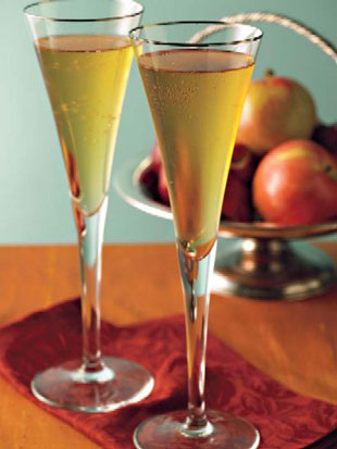 SparklingCiderGlasses-alpine-org-cider (310x413, 71Kb)