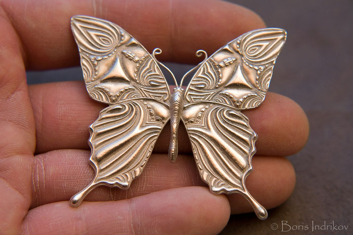 silver_butterfly (700x466, 87Kb)
