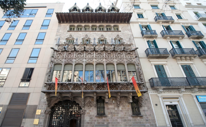 eixample-casa-asia-v1774357-1280 (700x430, 395Kb)