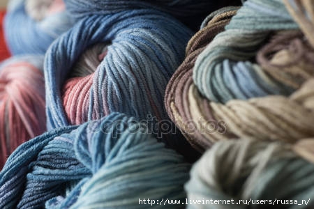 depositphotos_54138449-stock-photo-clew-of-yarn-for-knitting (450x300, 87Kb)