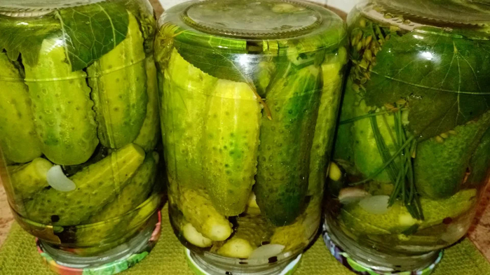 canned cucumbers2 (700x393, 322Kb)