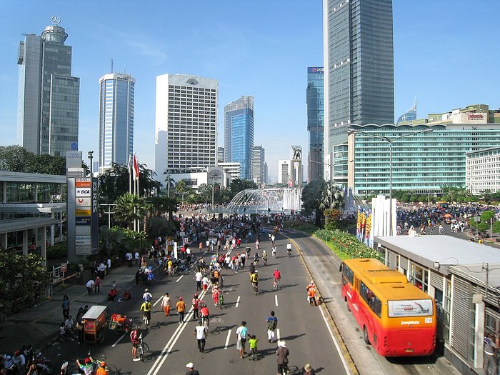 Jakarta_Car_Free_Day (900x725, 125Kb)