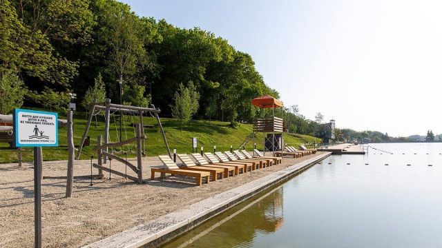 Комсомольский пруд Ставрополя активно готовят к купальному сезону