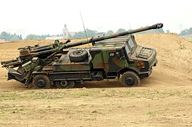 CAESAR howitzer on a Unimog U2450L 6x6 chassis