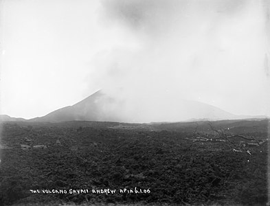 Извержение вулкана на острове Савайи (Самоа) в 1905 году