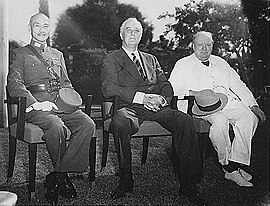 Csang Kaj-sek, Roosevelt és Churchill a kairói konferencián