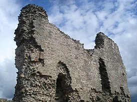 Развалины замка Монтгомери