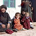 Женщины с детьми из окрестностей Идлиба, 1965 г.