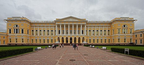 Михайловский дворец. 1819—1825. Архитектор Карл Росси