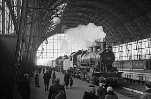 Прибытие пассажирского поезда, 1952 год