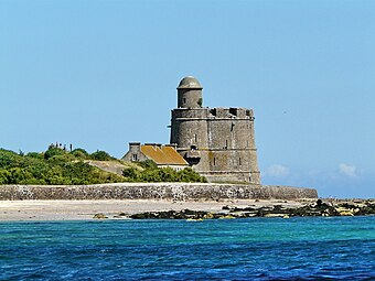 Башня Вобана и форт в Сен-Ва-ла-Уг