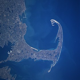 Вид на полуостров Кейп-Код и залив Кейп-Код из космоса