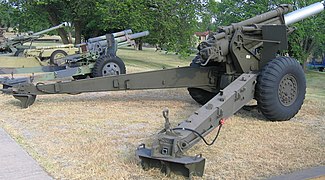 155-мм гаубица М-114 в музее армейской полевой артиллерии США