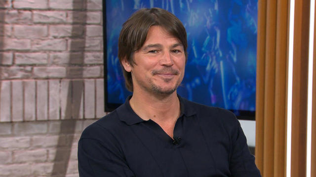 0724-cmo-joshhartnett-intv-mid.jpg 